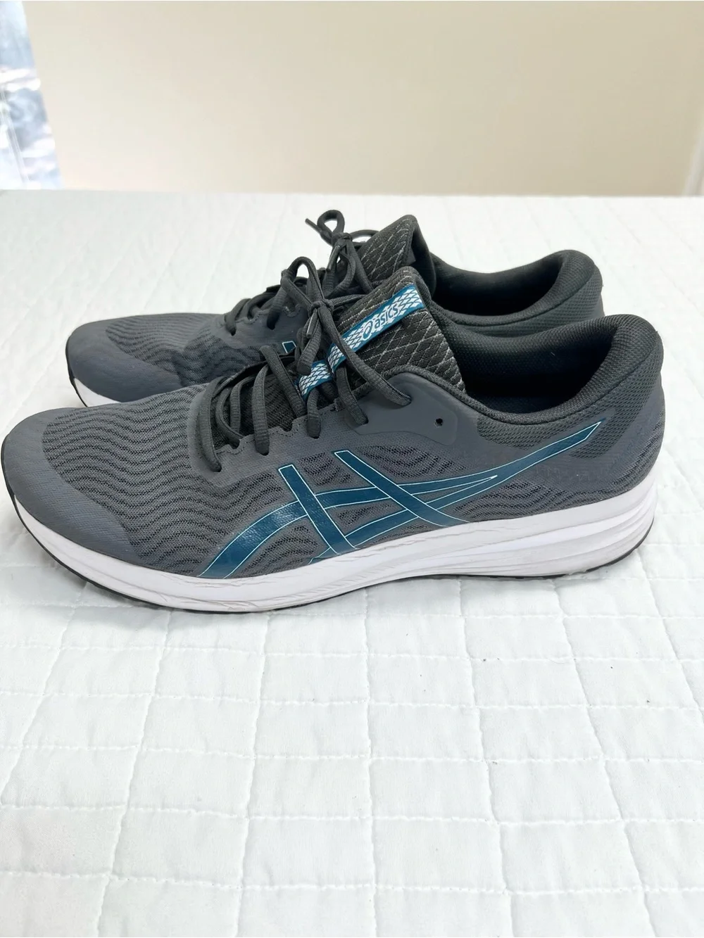 Asics Men’s Patriot Gray Blue Athletic Trail Running Shoes Size 14